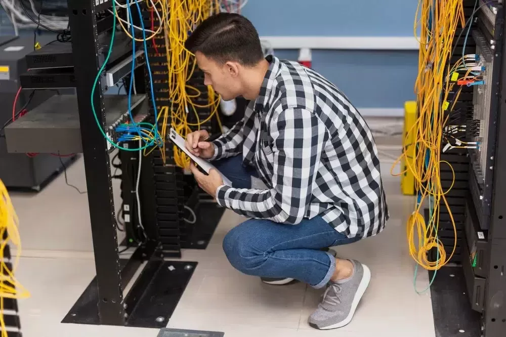Dịch vụ triển khai mới, nâng cấp, hệ thống - hạ tầng CNTT