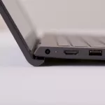 Laptop Dell Inspiron 15 3520 i5 1235U (N5I5122W1) - Bản lề Ergolift