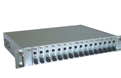 Khung giá 17 khe cắm Management Media Converter WINTOP YT-81/7-2A