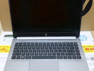 Laptop HP 245 G8 AMD R3 3250U/ 4GB/ 256GB SSD/ 14" HD/ WIN10 - 53Y18PA