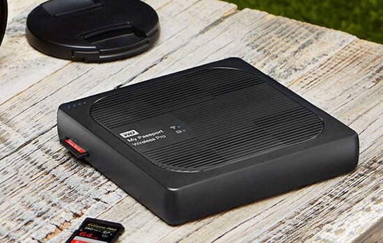 Khe cắm thẻ nhớ sd card trên my passport wireless pro