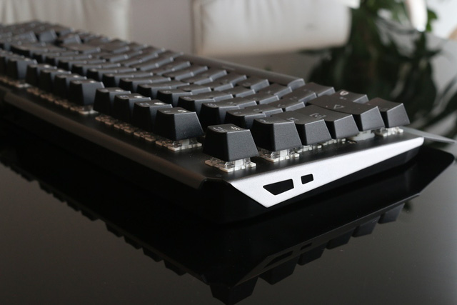 img-2795-14756516542515b15d-1 Zadez Gaming Mechanical Keyboard GT-03K