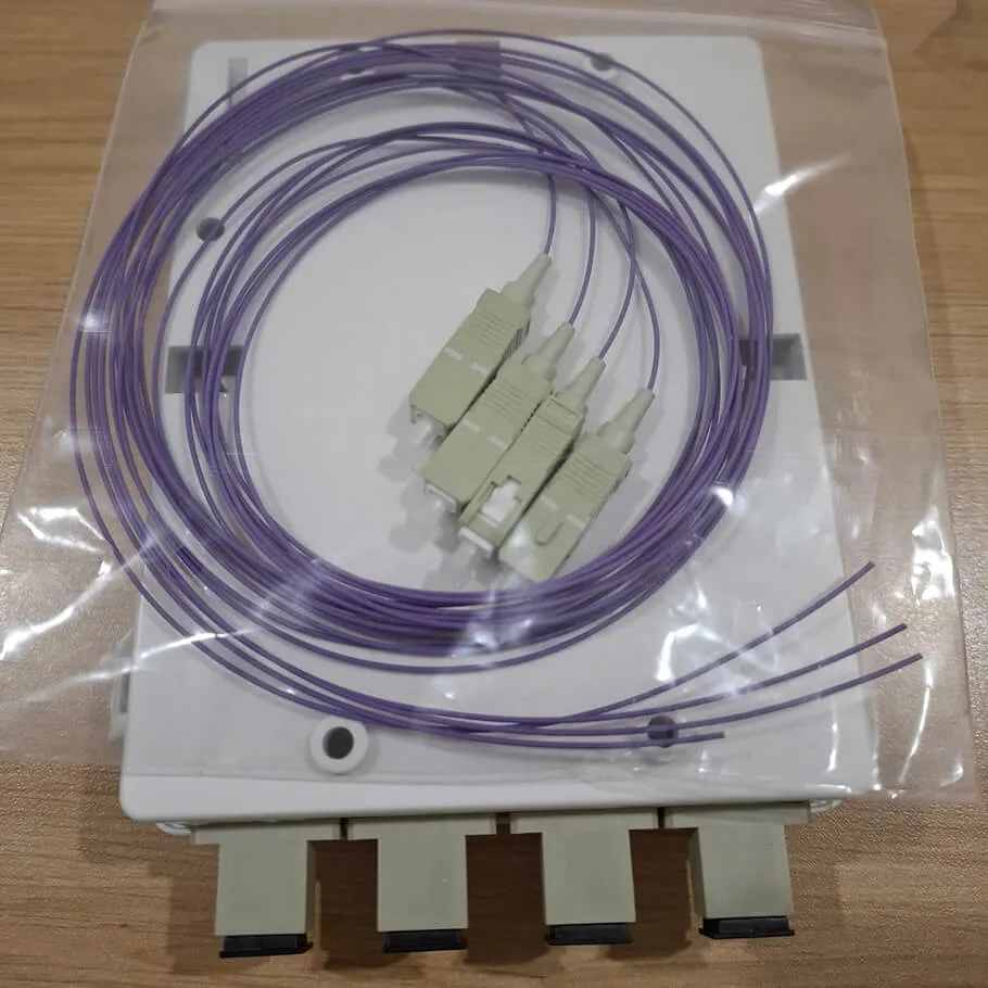 Hộp phối quang ODF 4FO MM (đủ PK, dây nối SC/PC OM4)